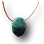 Apatit blau Cabochon oval Anhänger gebohrt -  Antreiber, macht Appetit aufs Leben