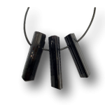 Turmalin Schörl Anhänger gebohrt mit Naturspitze -  Dein persönlicher Beschützer